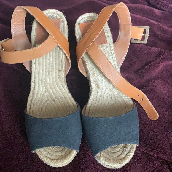Tory Burch wedges - Picture 1 of 4